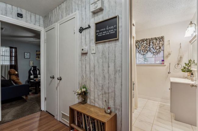 204 N Elm St, House other with 3 bedrooms, 2 bathrooms and null parking in Kemp TX | Image 14