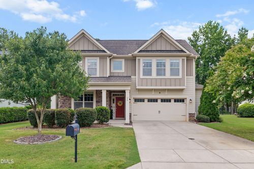 94 Wilders Woods Grove Ln, Clayton, NC, 27527-9055 | Card Image