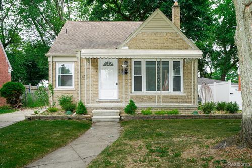 1922 N Wilson Ave, Royal Oak, MI, 48073-4221 | Card Image