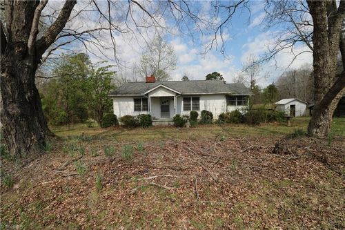2389 Greensboro Street Ext, Lexington, NC, 27295-1991 | Card Image