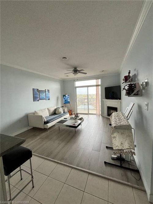 1011-353 Commissioners Rd W, London, ON, N6J0A3 | Card Image