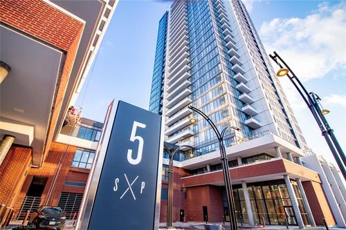 210-5 Wellington St S, Kitchener, ON, N2G0E3 | Card Image