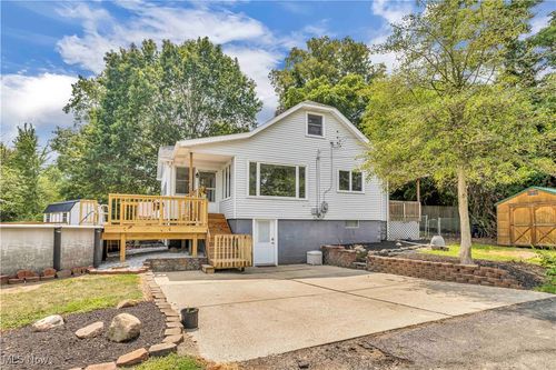870 Sail Dr, Coventry Township, OH, 44319-2114 | Card Image
