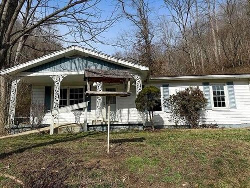 128 Davis And Smith Rd, Manchester, KY, 40962-8939 | Card Image