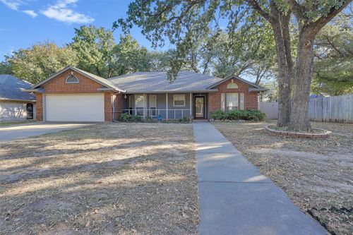 1108 Pine Ridge Dr, Azle, TX, 76020-3748 | Card Image