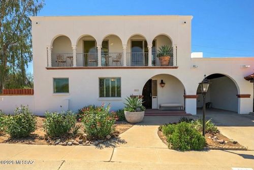 568 W Paseo Solana, Green Valley, AZ, 85614-2729 | Card Image