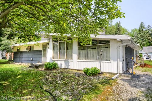 10197 Dar Ln, Goodrich, MI, 48438-9403 | Card Image