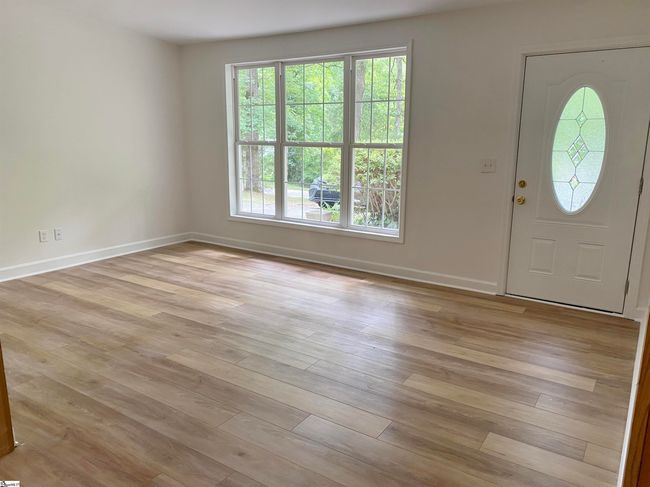 11 Virginia Ave, House other with 3 bedrooms, 2 bathrooms and null parking in Travelers Rest SC | Image 5