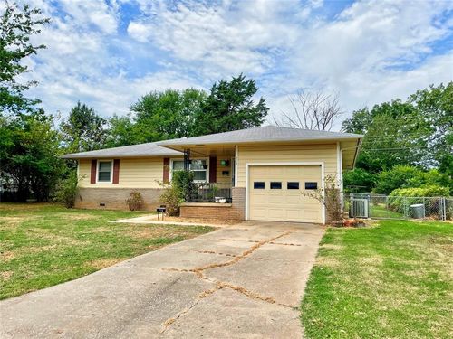 714 Kimberly Rd, Tecumseh, OK, 74873-2464 | Card Image