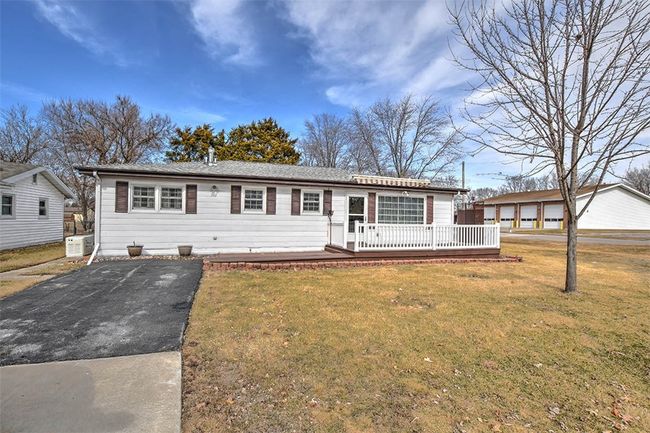 342 E Cox St, House other with 3 bedrooms, 2 bathrooms and null parking in Forsyth IL | Image 13