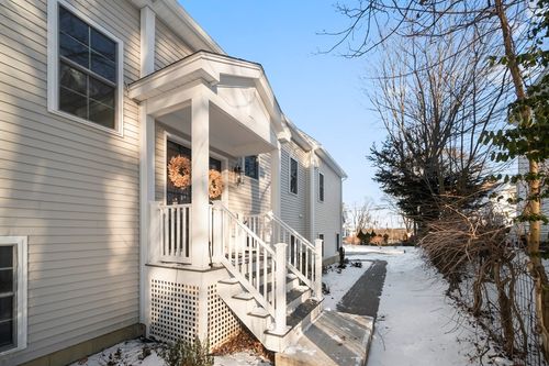 16 Clinton St, Marlborough, MA, 01752-2314 | Card Image