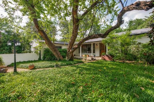 5305 Nakoma Dr, Dallas, TX, 75209-5619 | Card Image