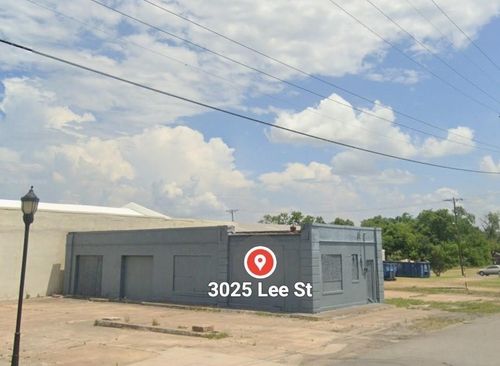 3025 Lee St, Greenville, TX, 75401-4001 | Card Image