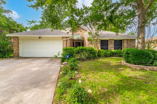 7022 Escondido Dr, Arlington, TX, 76016-5422 | Card Image