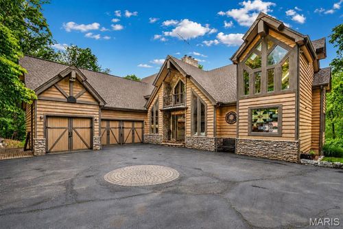 4218 White Oak Dr, High Ridge, MO, 63049-2657 | Card Image