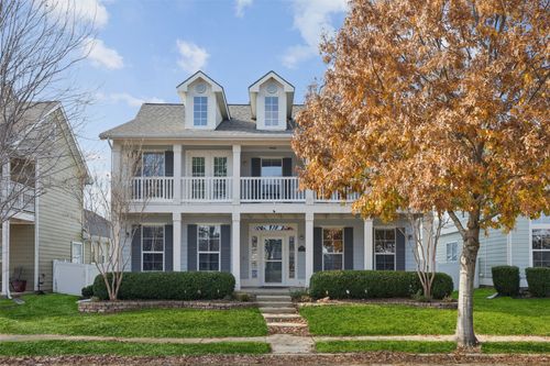 9512 Cape Cod Blvd, Aubrey, TX, 76227-5735 | Card Image