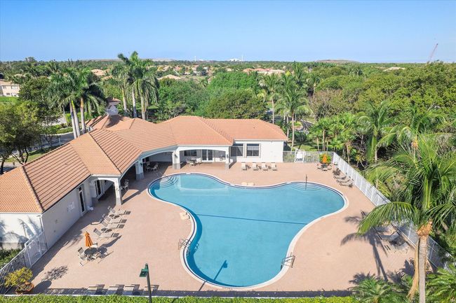 6204 Sandy Bank Ter, Condo with 2 bedrooms, 3 bathrooms and null parking in Riviera Beach FL | Image 26