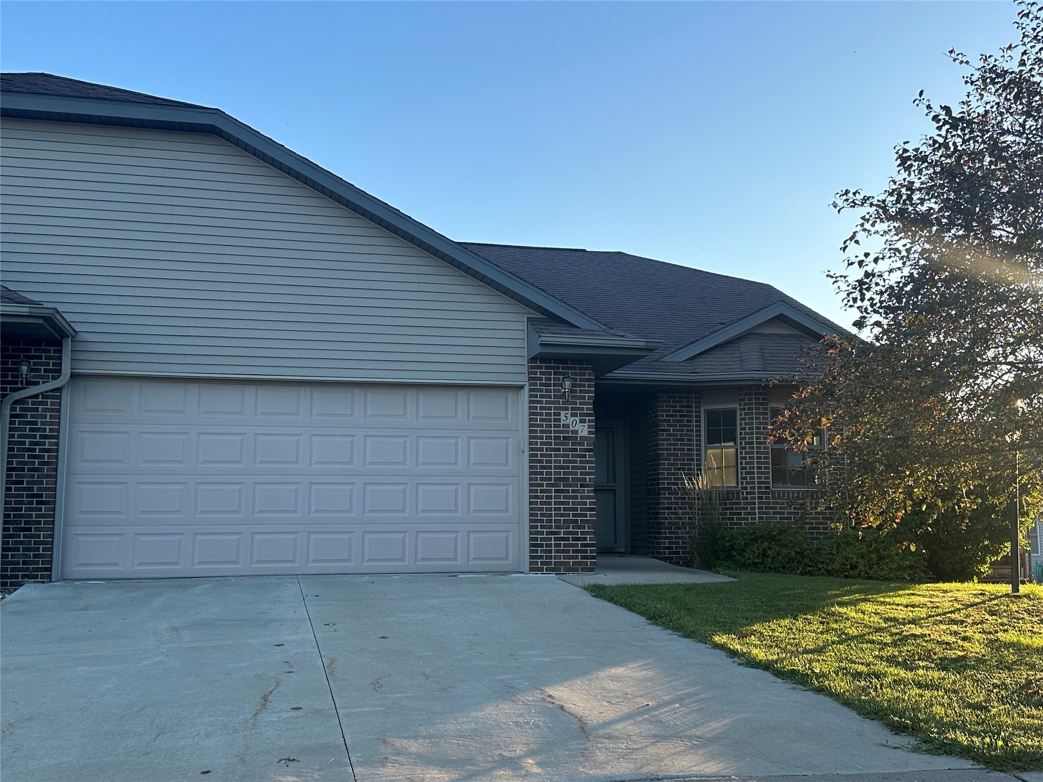 Edgebrook Ct, Marshalltown, IA 50158