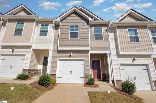 111 Norse Creek Dr, Greenville, SC, 29607-4747 | Card Image