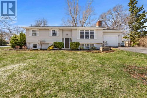 1 Braemore Avenue, Charlottetown, PE, C1E1N5 | Card Image