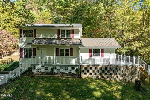 2028 Shingletown Rd, Mountain City, TN, 37683-8021 | Card Image