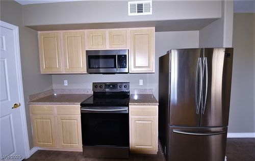 unit-2191-8000 Badura Ave, Las Vegas, NV, 89113-2124 | Card Image