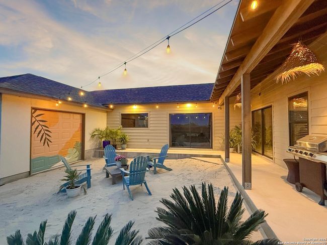 1208 Devine Dr, House other with 3 bedrooms, 2 bathrooms and null parking in Devine TX | Image 29