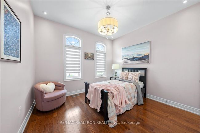 13 Fairmont Ridge Trail, House other with 5 bedrooms, 4 bathrooms and 4 parking in Nobleton ON | Image 10