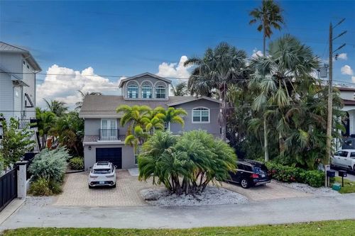 803 Harbor Dr, BELLEAIR BEACH, FL, 33786-3259 | Card Image