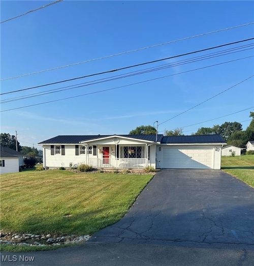 108 Summit Dr, Zanesville, OH, 43701-6056 | Card Image
