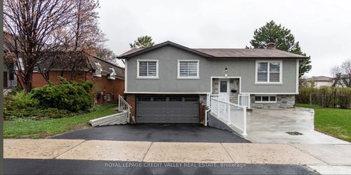 65 Abell Dr, Brampton, ON, L6V2W1 | Card Image