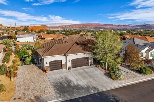 1052 N 1830 East Cir, St. George, UT, 84770-7093 | Card Image