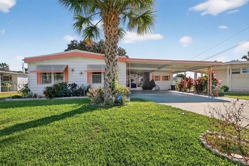 11600 Magnolia Ave, Tavares, FL, 32778-4740 | Card Image