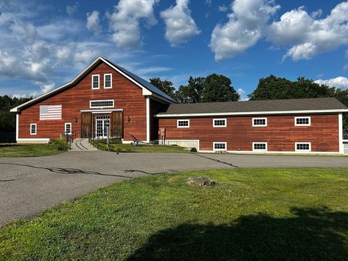 244 Amesbury Rd, Kensington, NH, 03833-5729 | Card Image