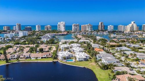 apt-b2-4150 Crayton Rd, NAPLES, FL, 34103-3125 | Card Image