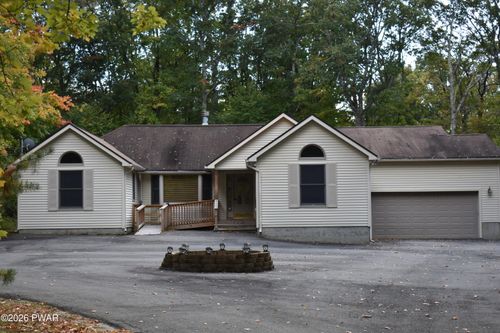 801 Oriole Ct, Lords Valley, PA, 18428 | Card Image