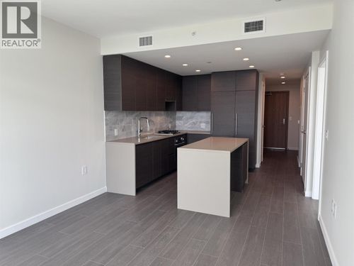 5509-2108 Gilmore Ave, Burnaby, BC, V5C0N8 | Card Image