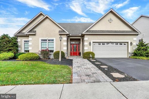 10 Azalea Dr, Windsor, PA, 17366-8517 | Card Image