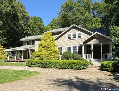 387 Foster St, South Windsor, CT, 06074-2901 | Card Image