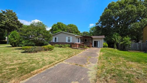 340 Garrison Place, Virginia Beach, VA, 23452 | Card Image