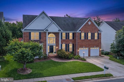 13621 Piedmont Vista Dr, HAYMARKET, VA, 20169-3221 | Card Image