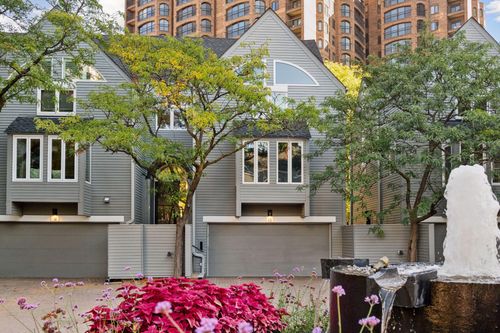 23 Greenway Gables, Minneapolis, MN, 55403-2145 | Card Image