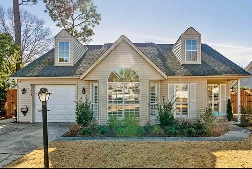 1967 Armory Dr, Mount Pleasant, SC, 29466-9489 | Card Image