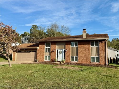 132 Mound Dr, Marietta, OH, 45750-9412 | Card Image