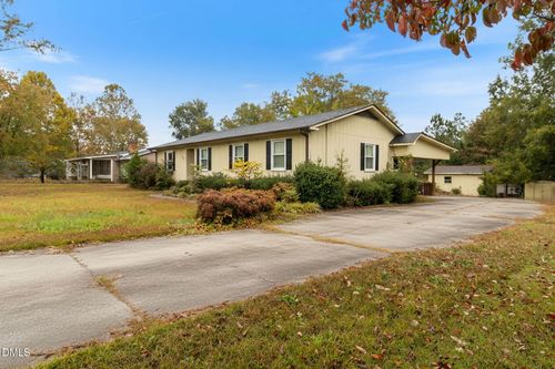 306 1st St, Broadway, NC, 27505-9647 | Card Image