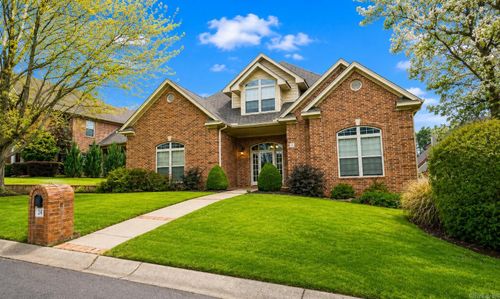 24 Wellington Colony Dr, Little Rock, AR, 72211-2090 | Card Image