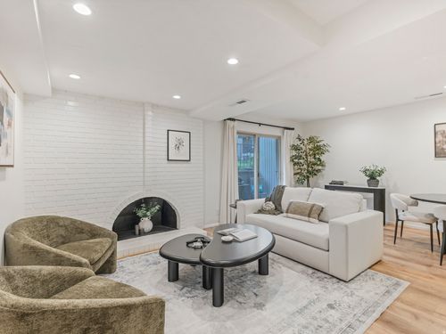1-4852 Highland Cir, Salt Lake City, UT, 84117-6027 | Card Image