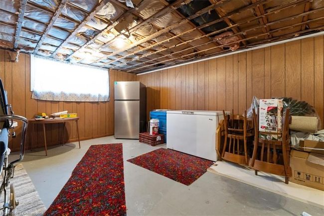 20 Lakeside Dr, House other with 5 bedrooms, 3 bathrooms and 6 parking in Grimsby ON | Image 31