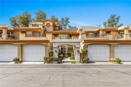 54-25873 Mcbean Pkwy, Valencia, CA, 91355-3748 | Card Image