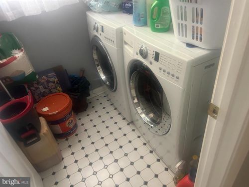 11 Britt Lea Dr, Sicklerville, NJ, 08081-2227 | Card Image